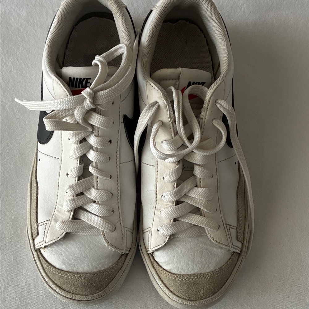Nike Court Royal Sneakers White Lace Up with Black Swoosh Size 6Y